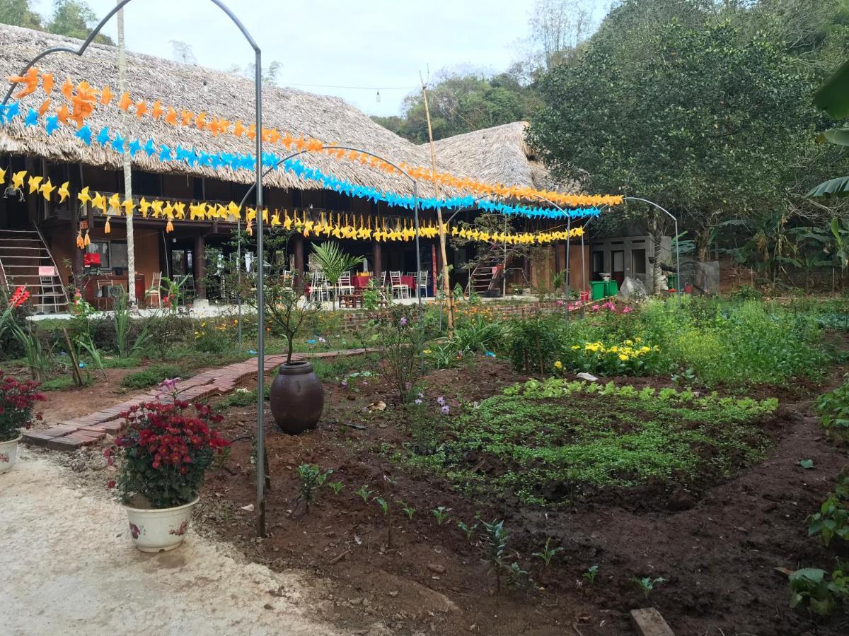Bee Lucky Homestay Xuan Dam Bagian luar foto
