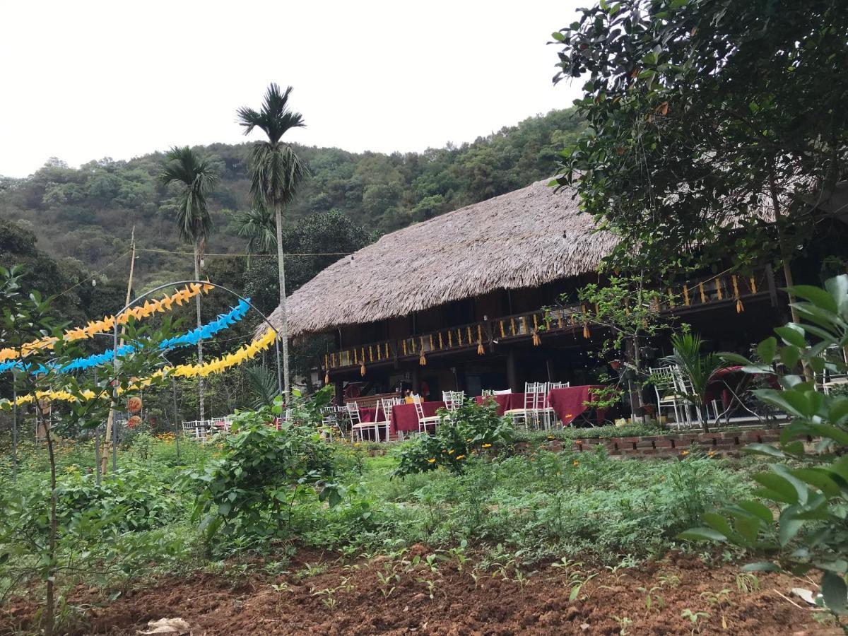 Bee Lucky Homestay Xuan Dam Bagian luar foto